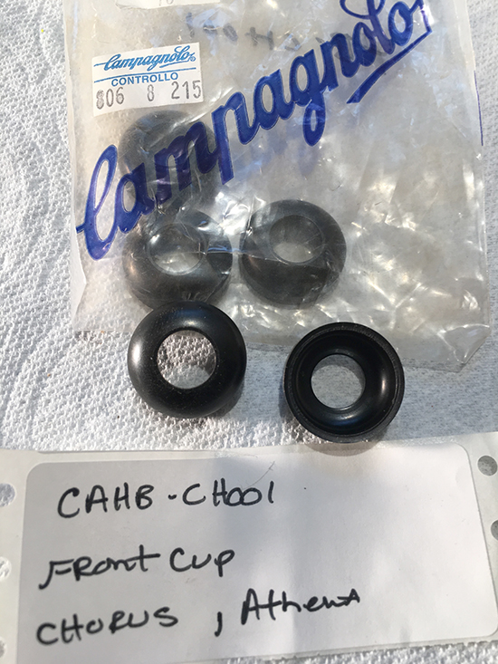 Chrous front hub cups